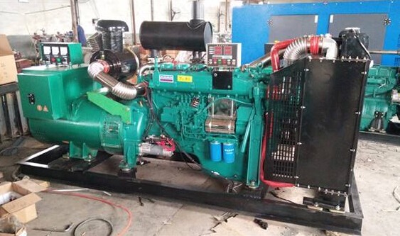 绵阳潍柴二手发电机大型柴油发电机组